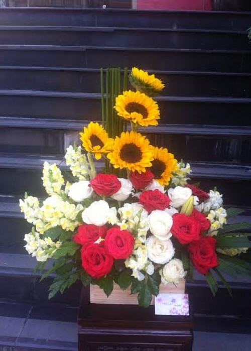 hoa sinh nhật hoành tráng