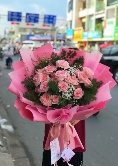 Bó hồng đáng yêu