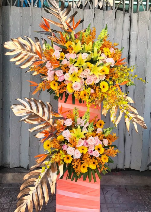 Kệ hoa khai trương 