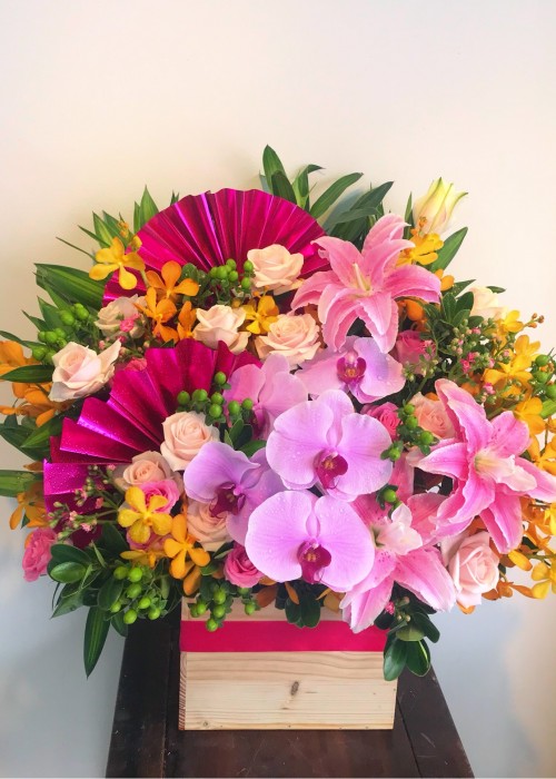 Chậu hoa mùa xuân