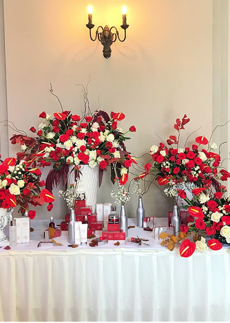 Hoa sự kiện đỏ