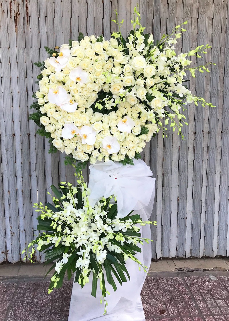 Kệ hồng chia buồn