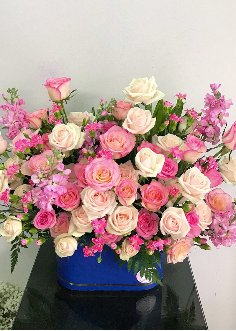 Hộp hoa hồng 2 màu