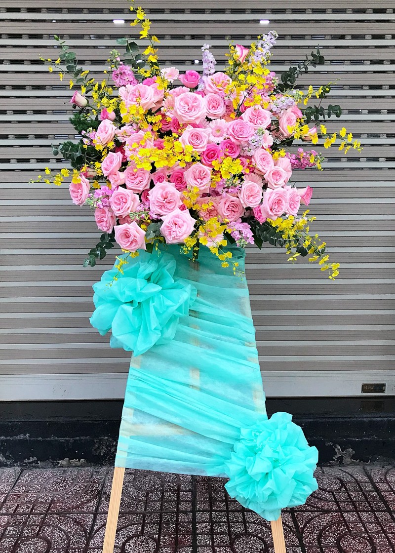 Kệ hồng rạng rỡ