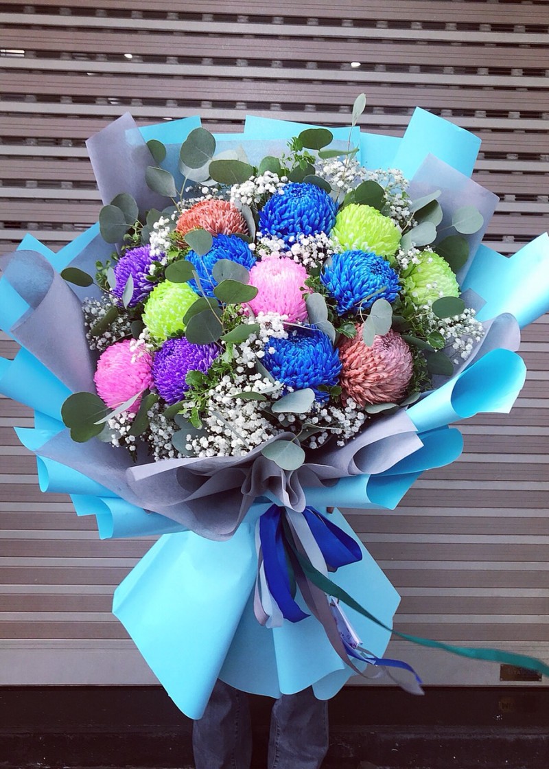 Bó cúc mẫu đơn nhiều màu