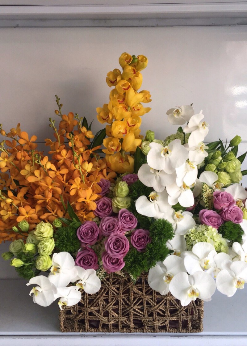 Hoa lan và hoa hồng