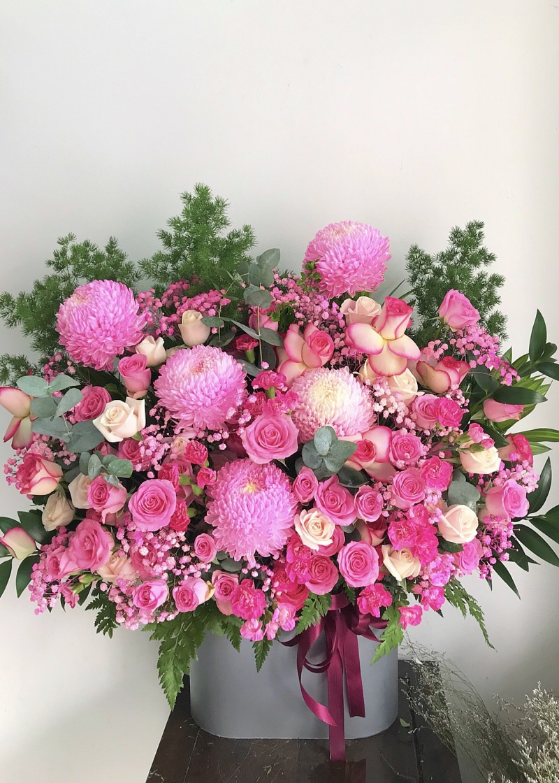 Hộp hoa sinh nhật tone màu hồng