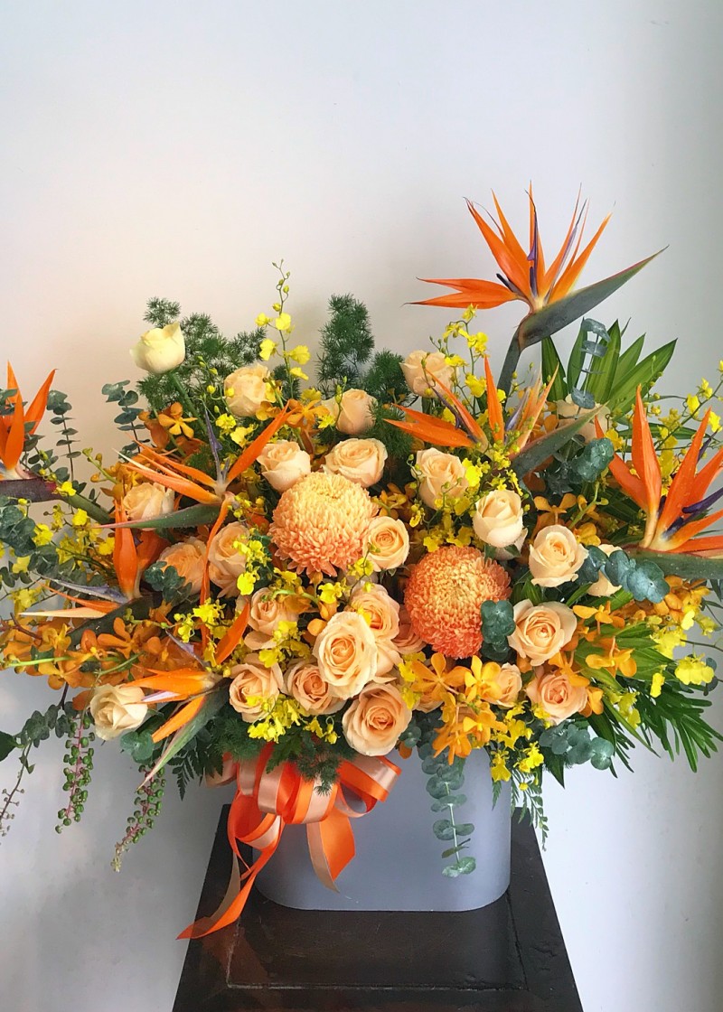 Hoa khai trương tone cam