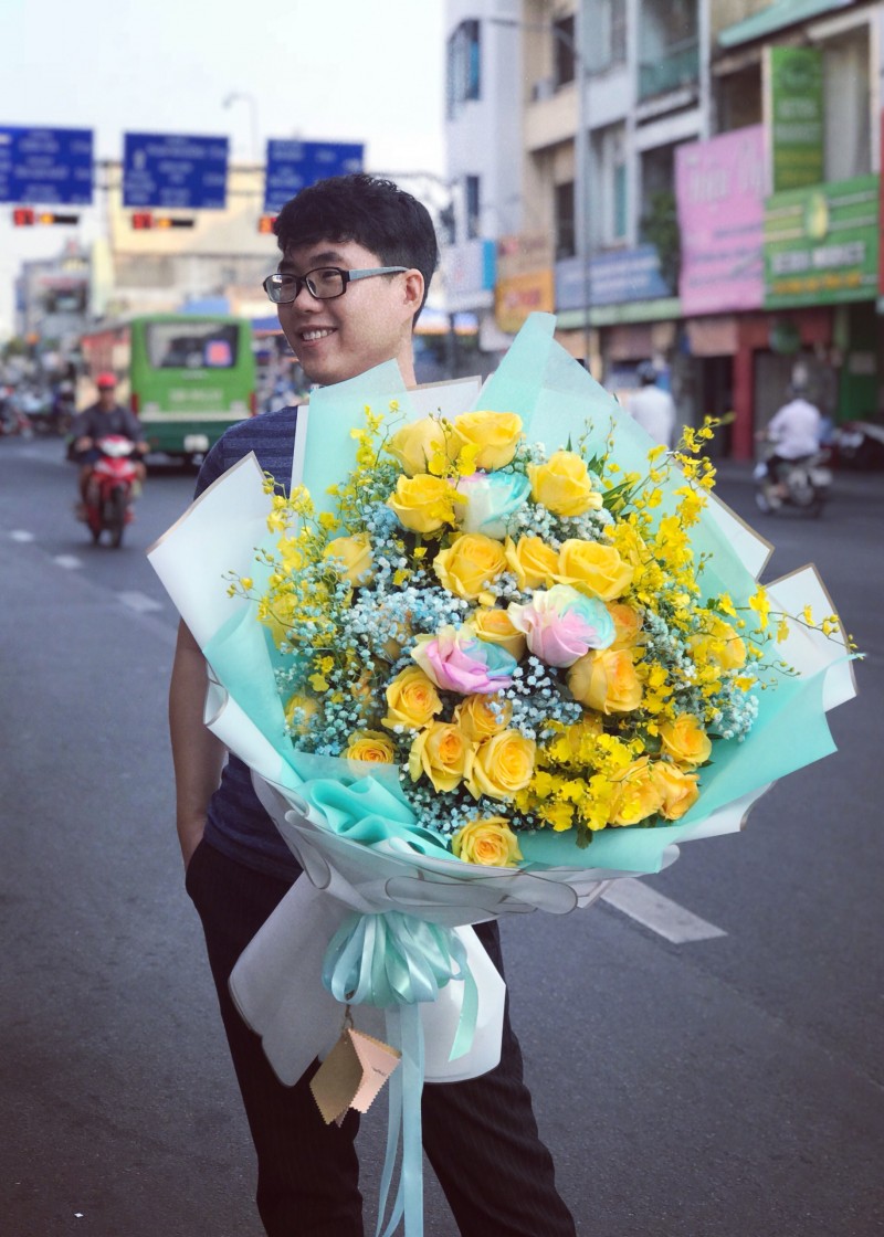 Bó hoa hồng sắc màu