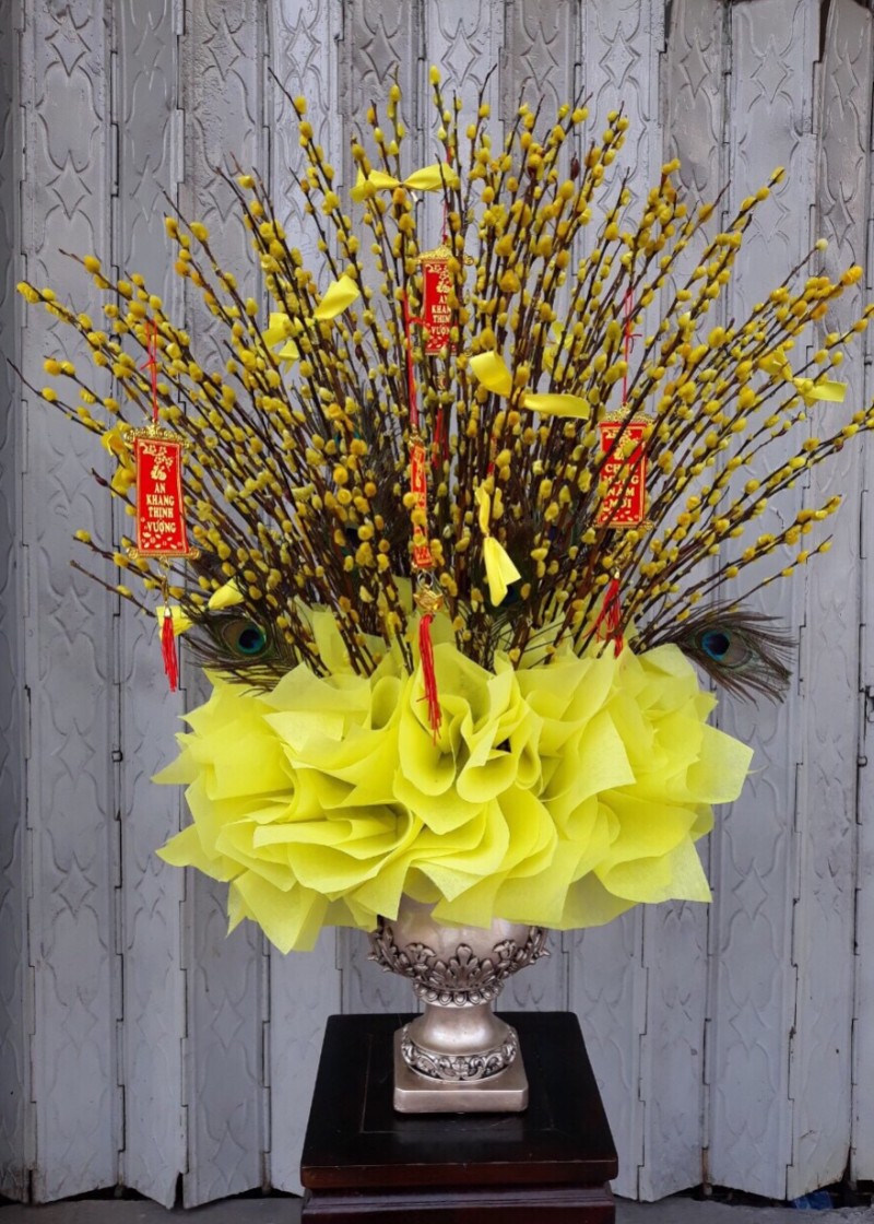 Chậu nụ tầm xuân vàng